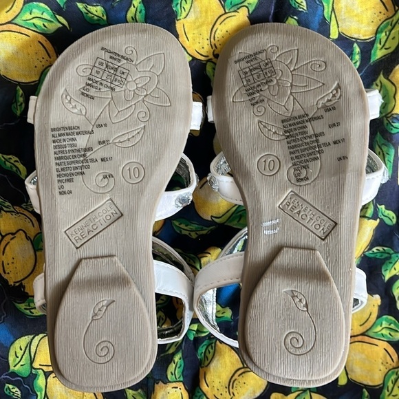 Brand New Kenneth Cole Reaction White Ankle Strap Sandals Beaded Sparkly Gems - Picture 11 of 15